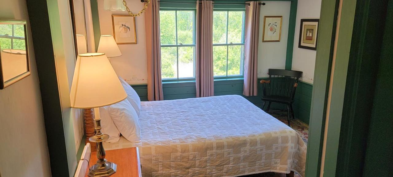 Hawks House Inn Walpole Eksteriør billede
